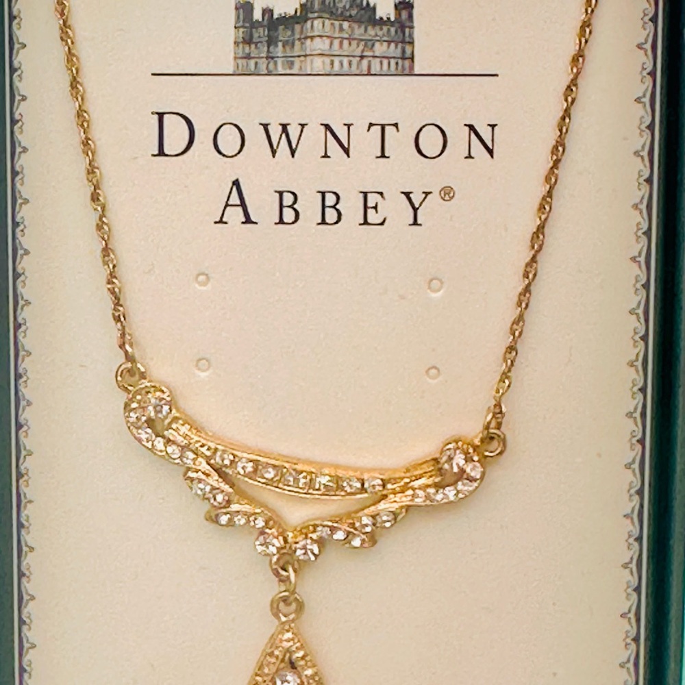 Downton Abbey Necklace GOLD-TONE CRYSTAL EDWARDIAN SWAG SHAPED COLLAR NECKLACE - Picture 4 of 8